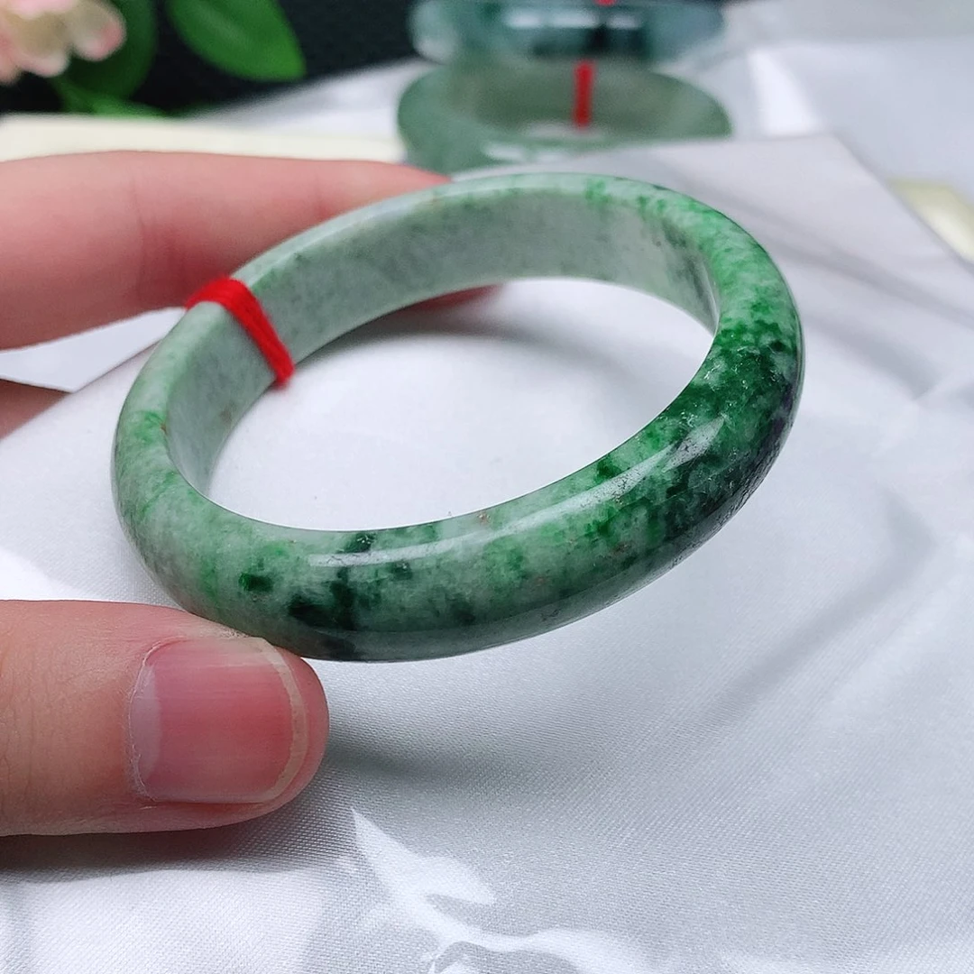 未镶嵌手镯翡翠手镯