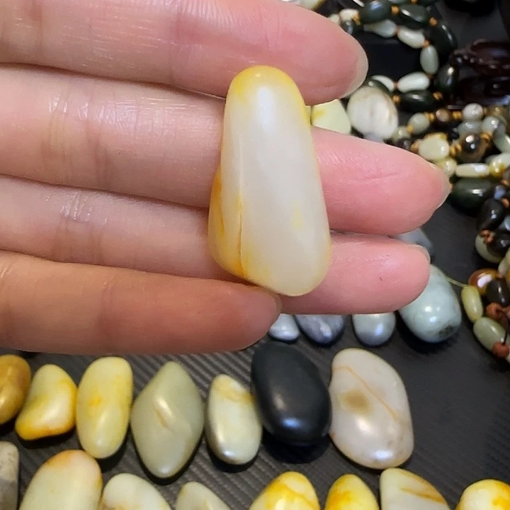 和田玉（糖玉）未镶嵌挂件3