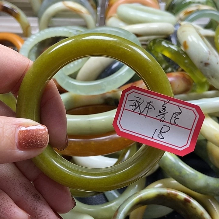 蛇纹石玉手镯未镶嵌我**良