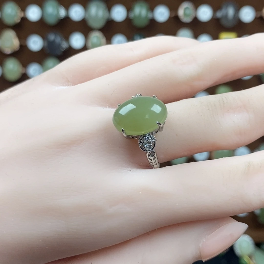 和田玉（青白玉）戒指合金