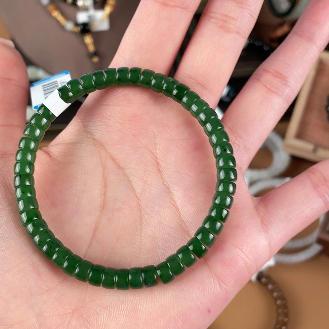 和田玉未镶嵌颈饰081