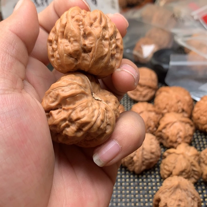 文玩核桃把件前*核桃