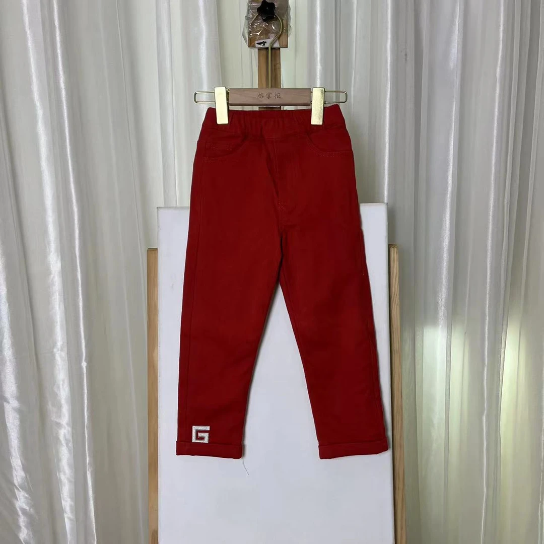679红色裤子1189