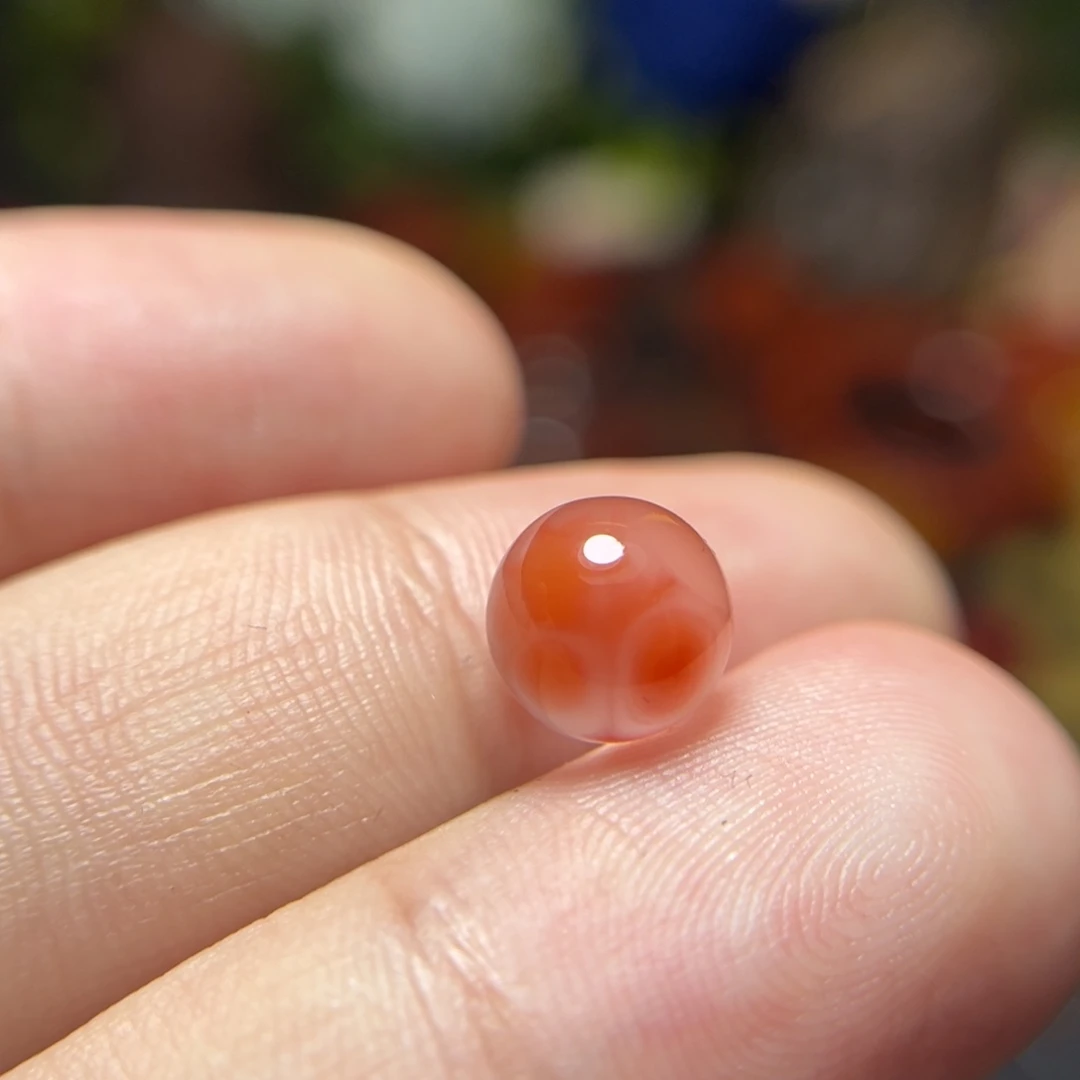 南红玛瑙未镶嵌珠宝奇石原矿瓦西南红冰飘飘花8.4mm