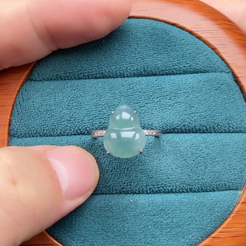 【闪购商品】银S925镶嵌戒指翡翠ʚ****