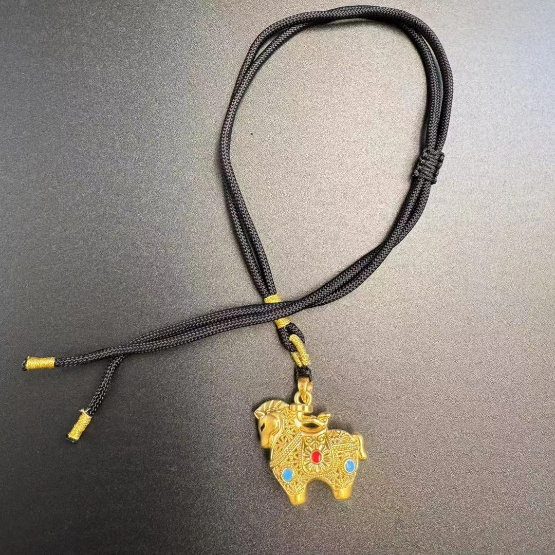 足金999古法珐琅彩如意金马踏花丝黄金吊坠