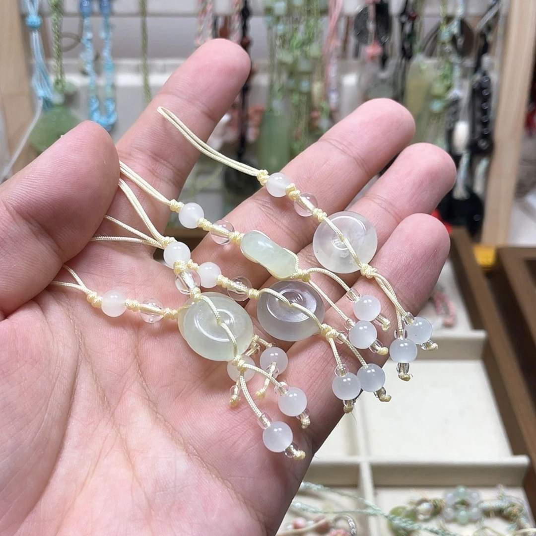 蛇纹石玉合金颈饰