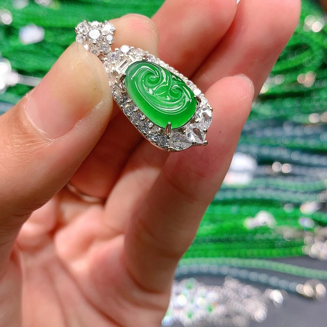 翡翠手串未镶嵌天然翡翠