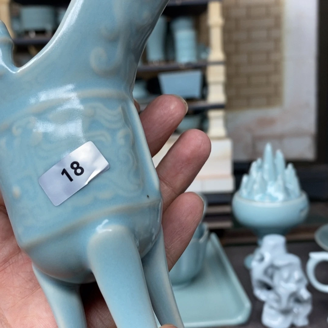 騳***河抱朴汝瓷仿古微瑕