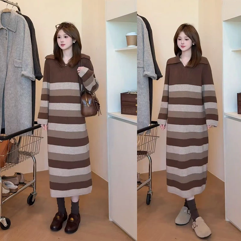 秋冬时尚宽松连衣裙女2025新款休闲百搭复古条纹毛衣裙