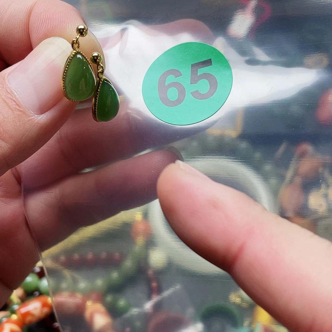 银S925镀金镶嵌和田玉耳饰城**?