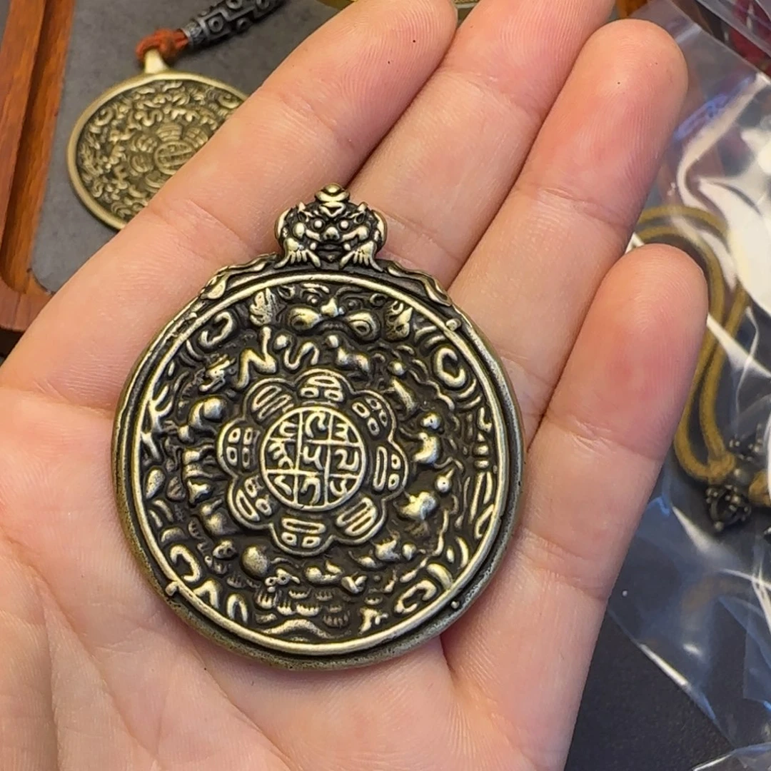 玉***龙泥塑藏传牌子…………