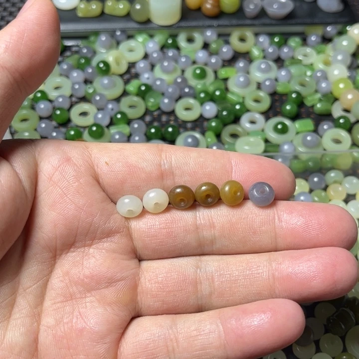 和田玉未镶嵌项圈