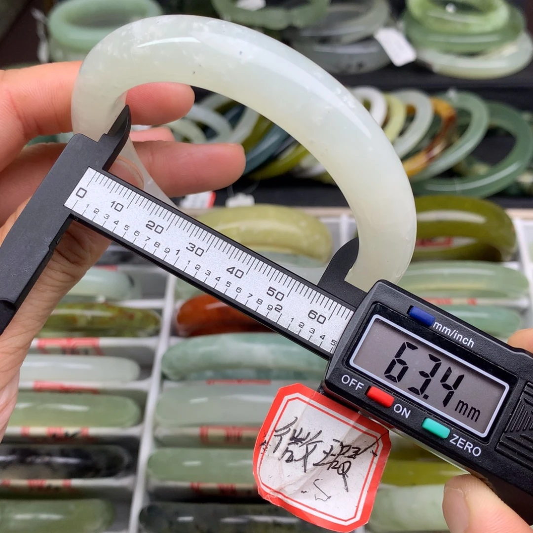 蛇纹石玉未镶嵌手镯791
