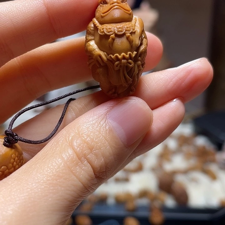 橄榄核手串/手链金蟾