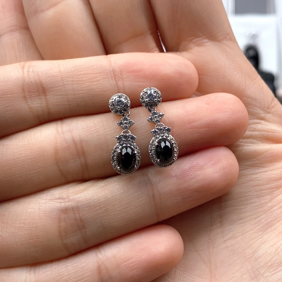 颈饰未镶嵌翡翠耳钉