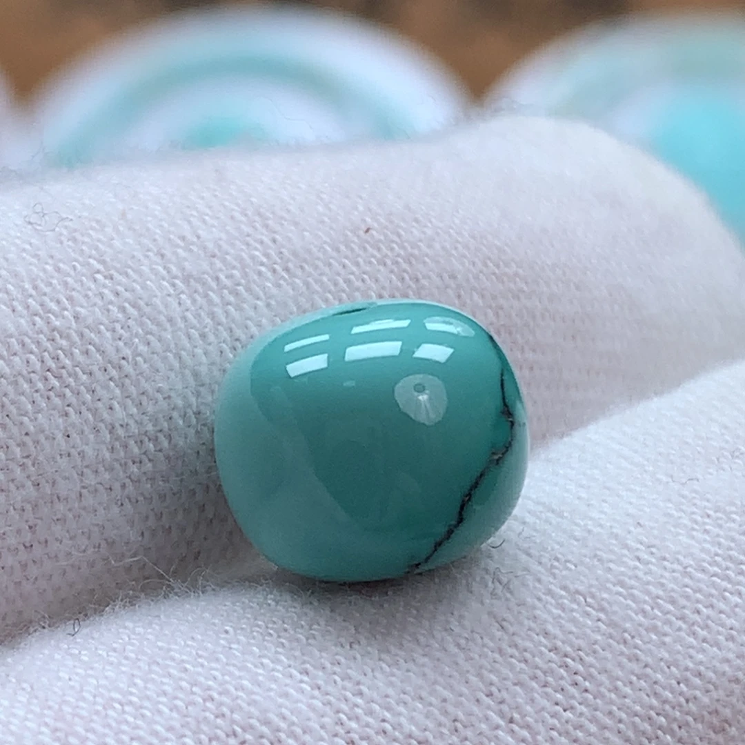 绿松石未镶嵌原矿绿松石老型配饰