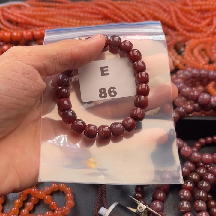 南红玛瑙未镶嵌多样性发货默认微瑕称重9mm