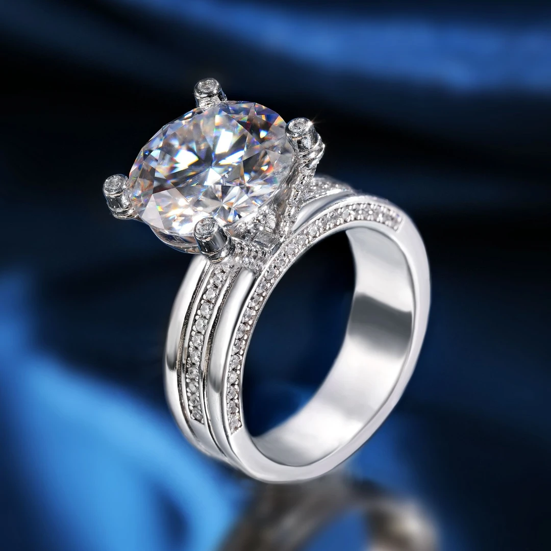 925银莫桑石戒指 VISING  5克拉钻戒同款莫桑钻戒指奢华宽戒臂