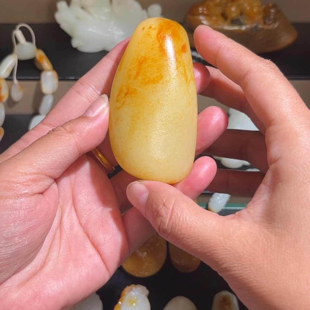 社***氓和田玉（白玉）未镶嵌颈饰