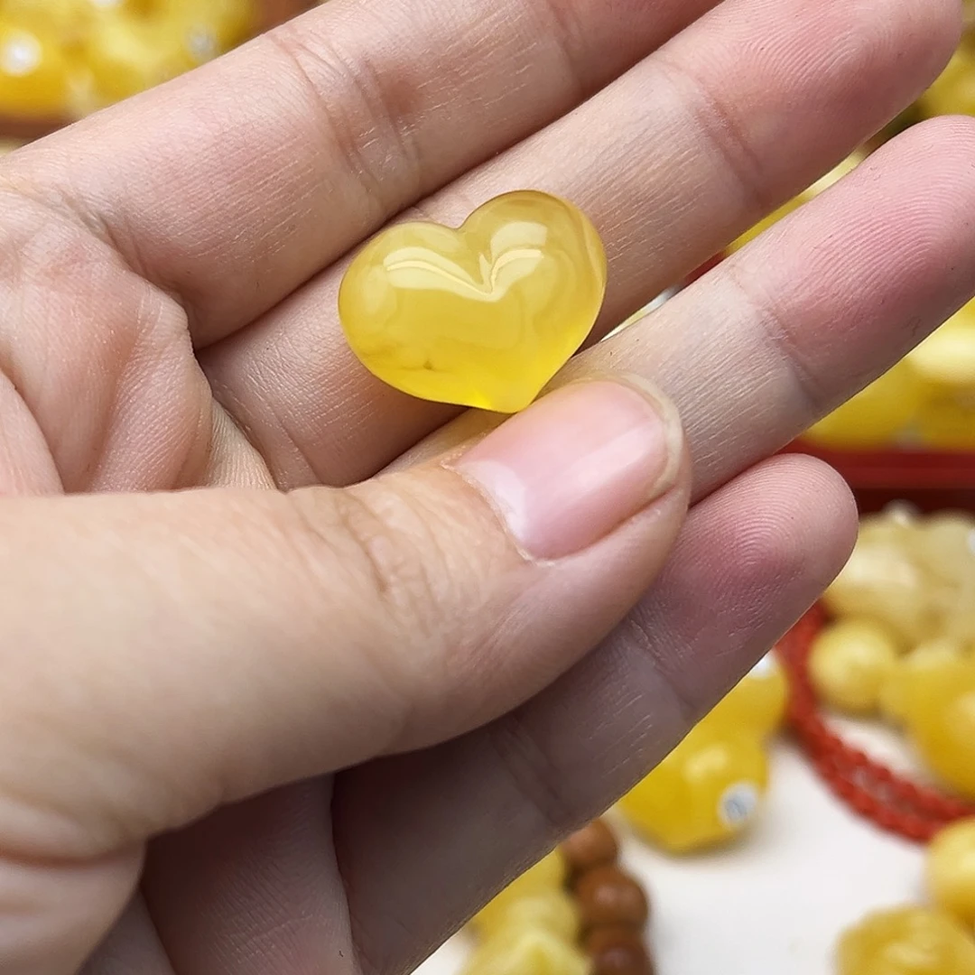 蜜蜡未镶嵌裸石天然