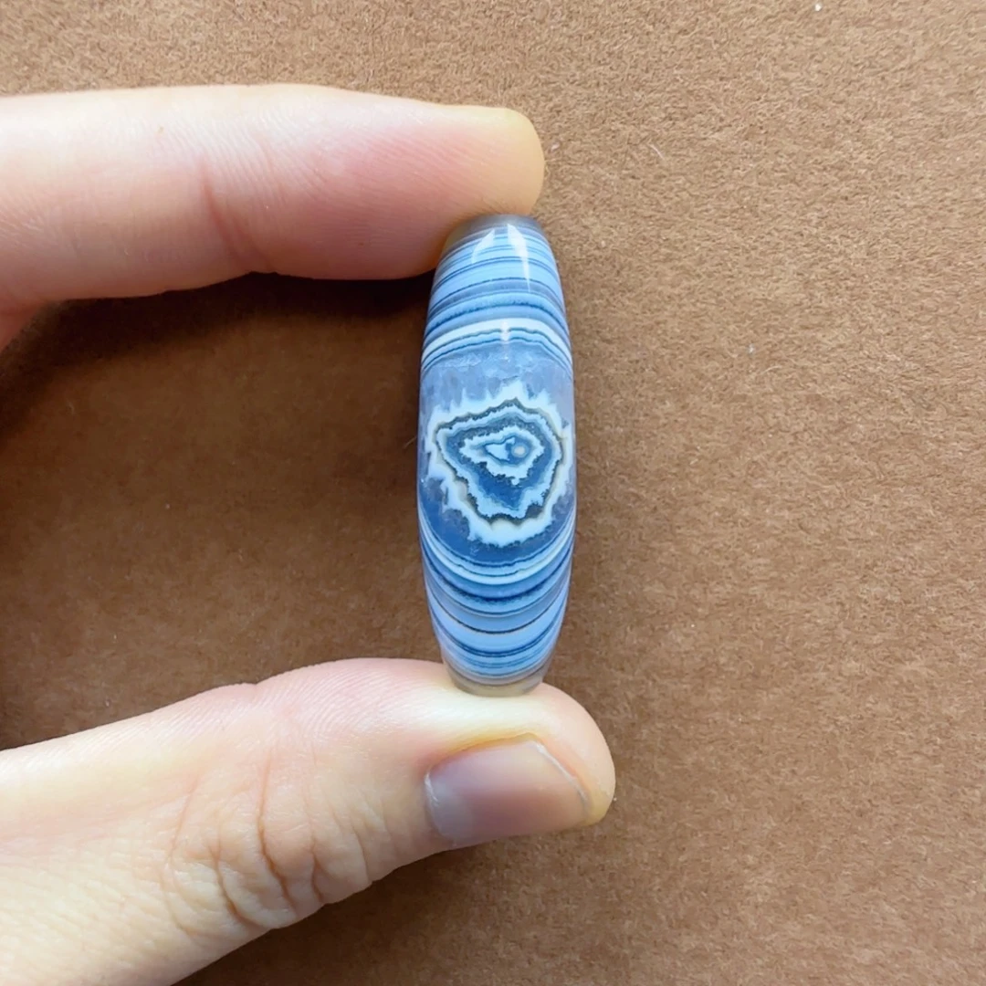 榴***冰玛瑙/玉髓未镶嵌锁骨