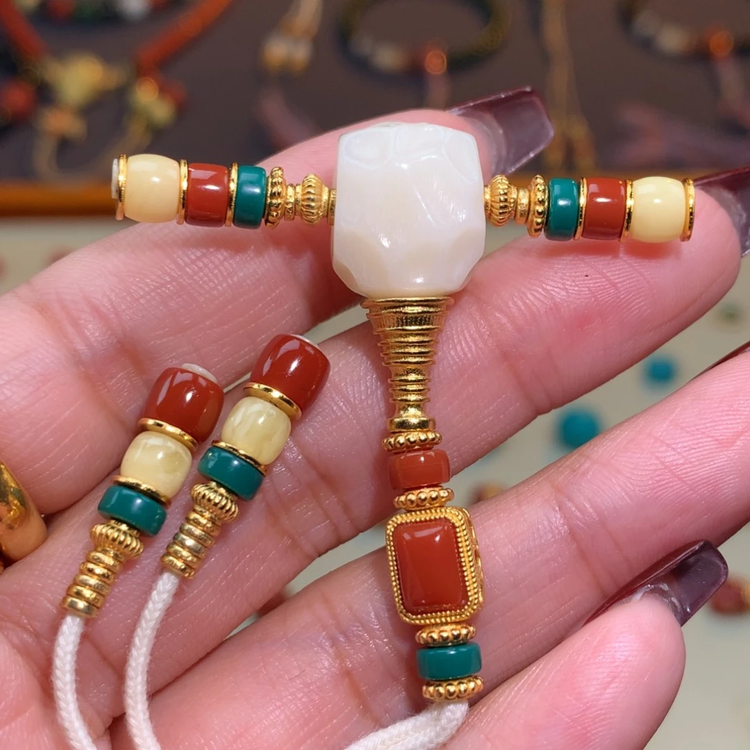 南红玛瑙未镶嵌颈饰