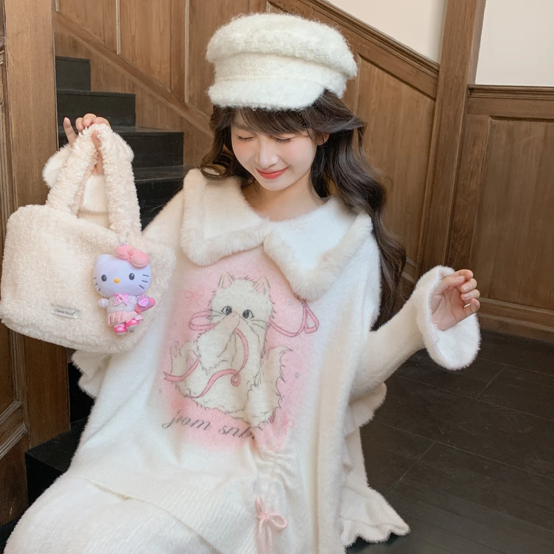 森女部落甜美风可爱猫咪白色套头毛衣秋冬新款设计感宽松针织衫女