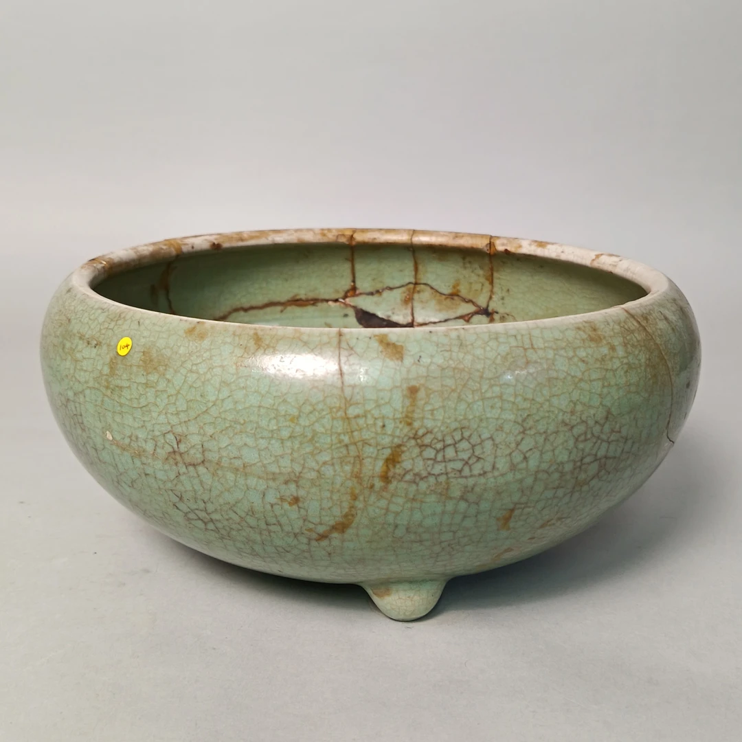 【010021199】清雍正 绿哥釉炉