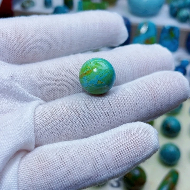 绿松石未镶嵌饰品