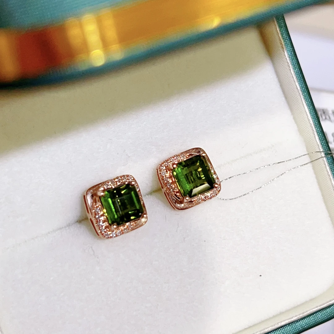 2.65ct 18k碧玺耳钉2680