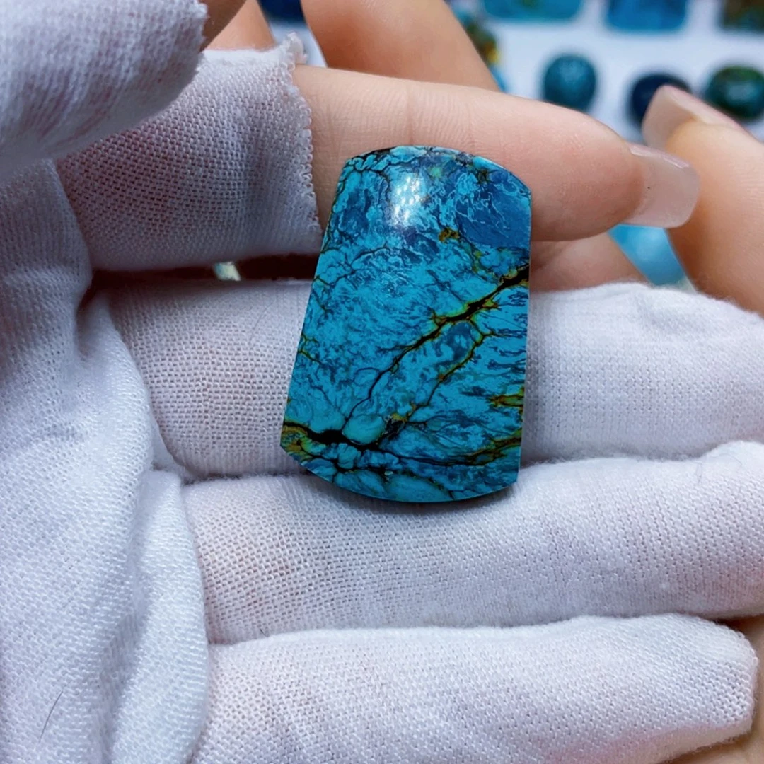 绿松石未镶嵌饰品