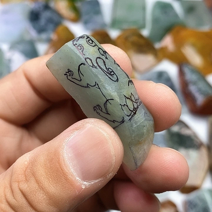 未镶嵌定制翡翠天然翡翠包工