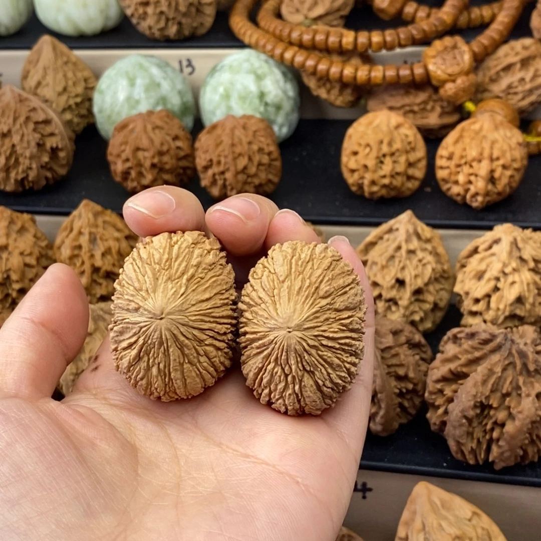 亚***奇吊坠文玩核桃猴头39