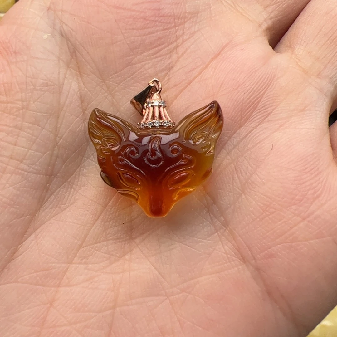 未镶嵌颈饰琥珀蜜蜡