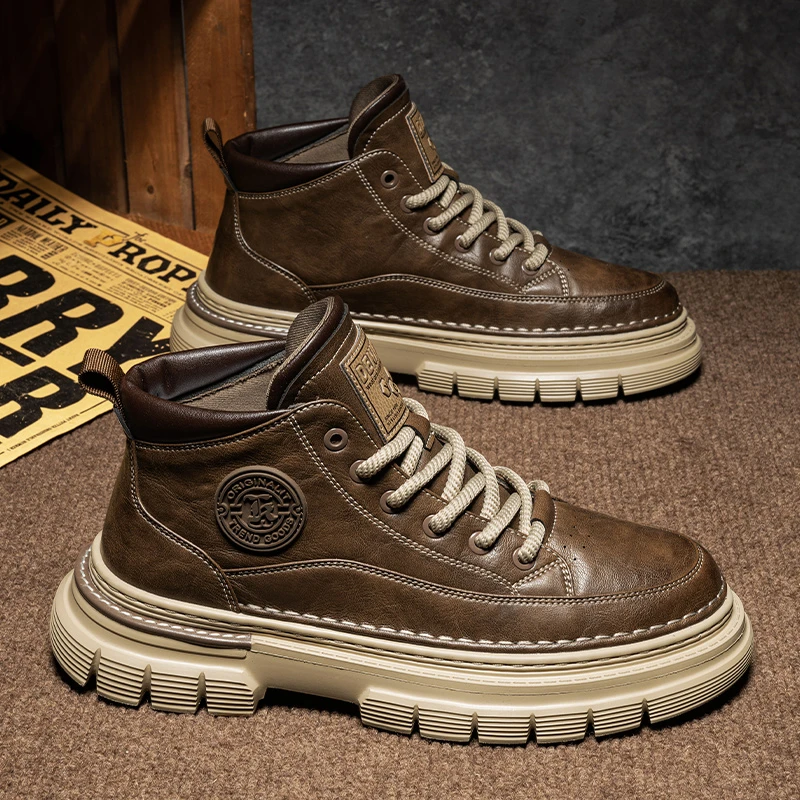 男款防臭马丁靴卡其色冬季轻便软底真皮休闲英伦风青少年工装鞋