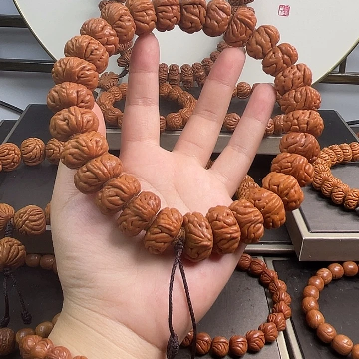 桃核吊坠龙纹桃核肌肉纹