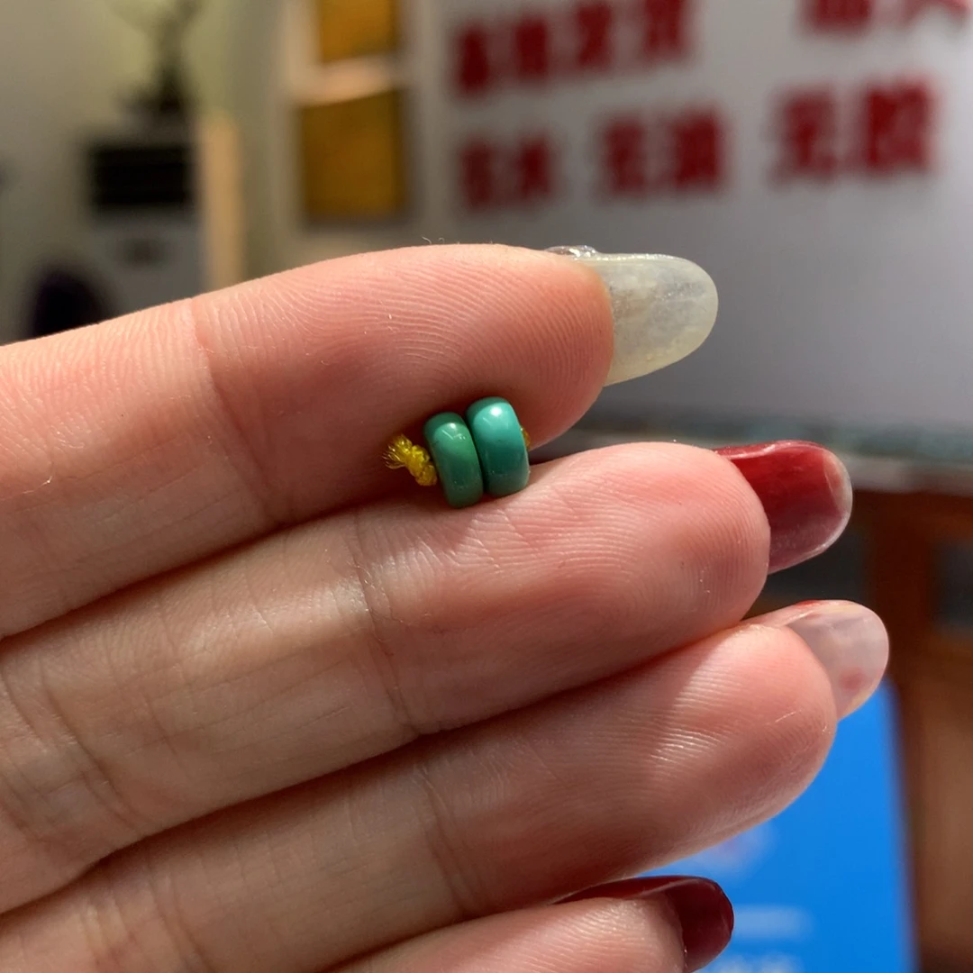绿松石配饰未镶嵌