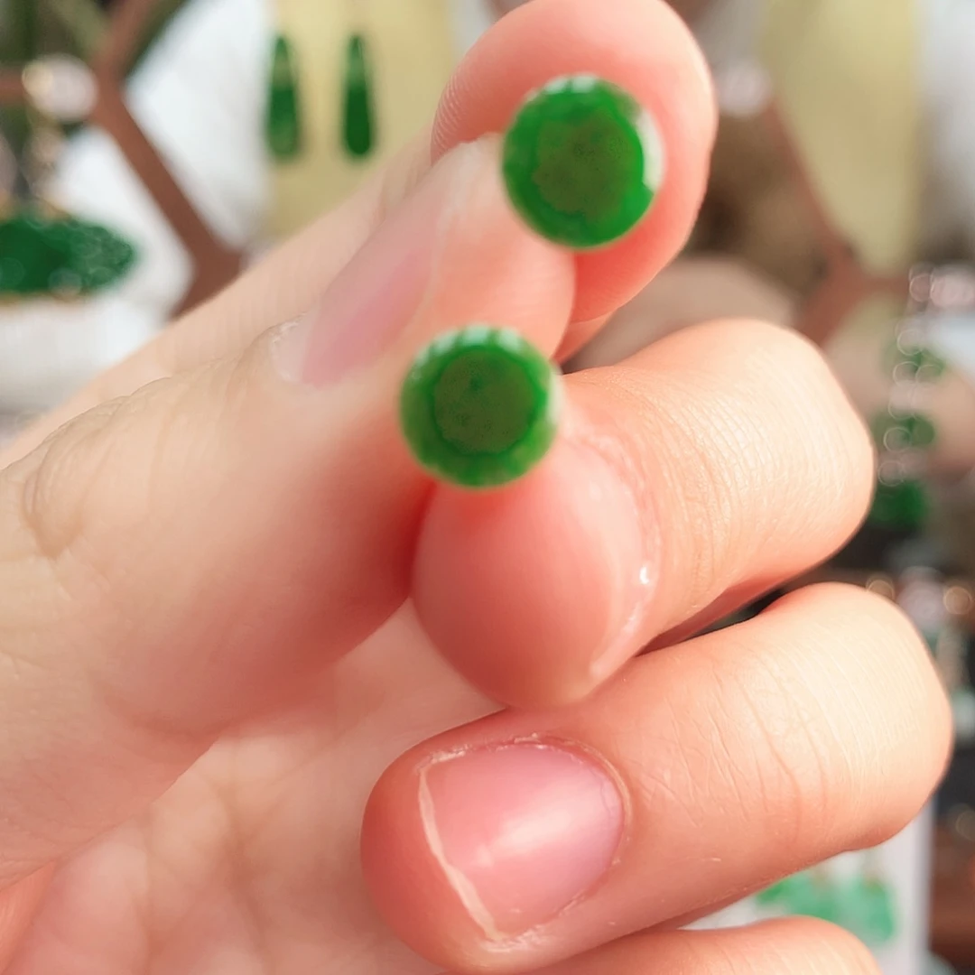 翡翠耳饰18K金镶嵌耳饰