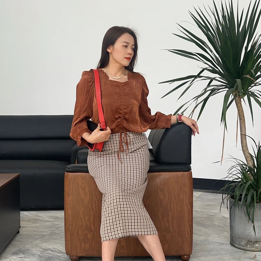 春季新款设计感抽绳可调节纯色简约气质上衣  A8338