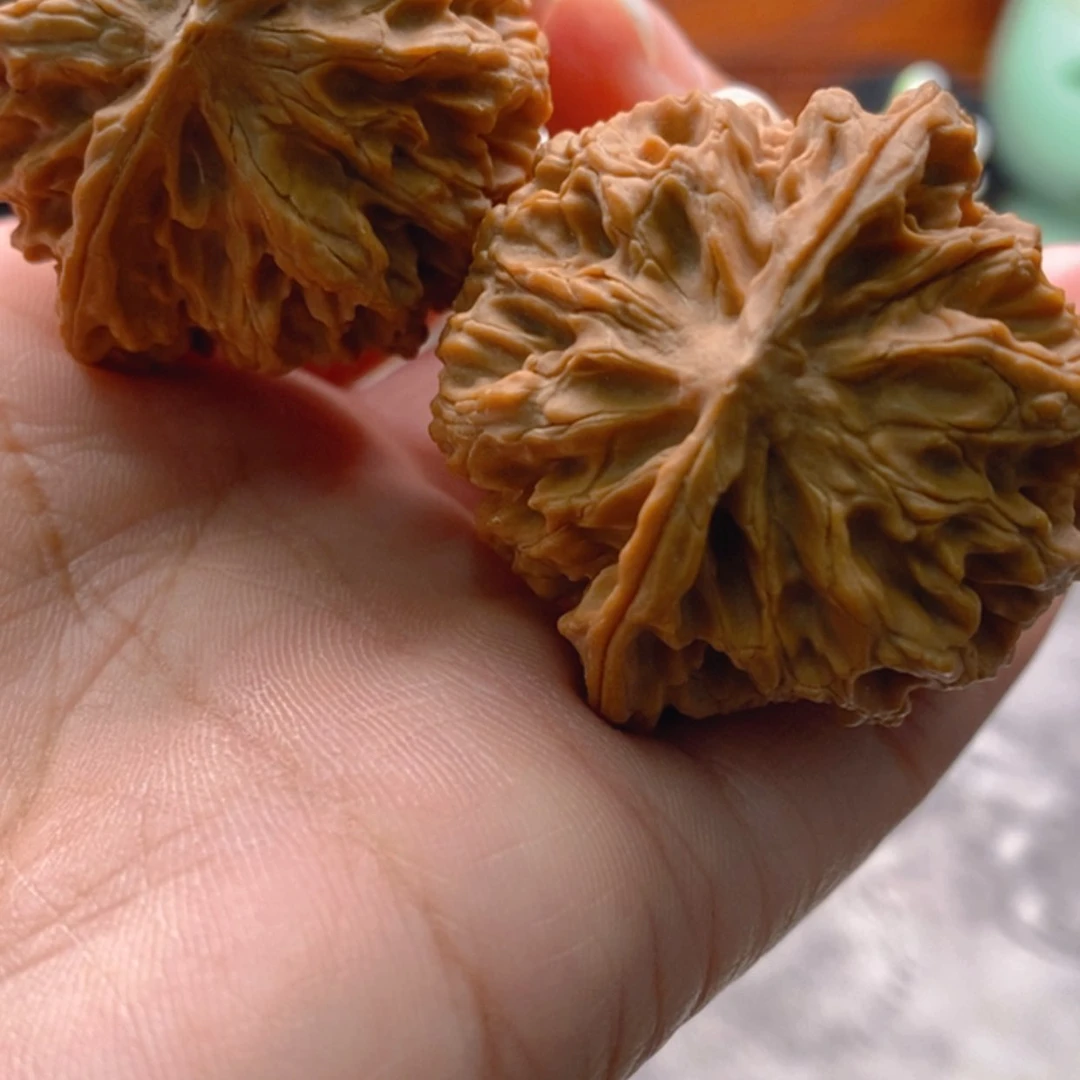 【闪购商品】吊坠文玩核桃大*苹果