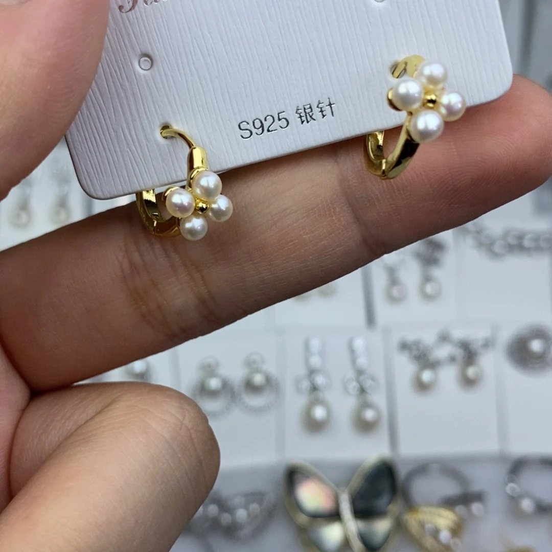 未镶嵌淡水珍珠耳饰