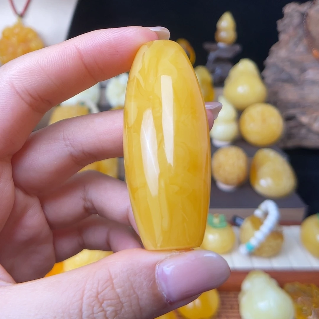 琥珀未镶嵌珠宝奇石