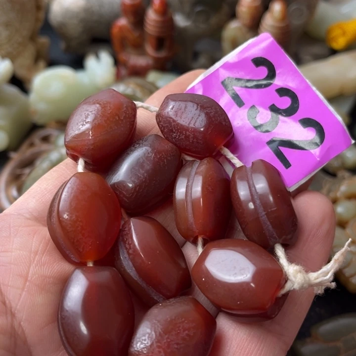 玛瑙/玉髓颈饰合金