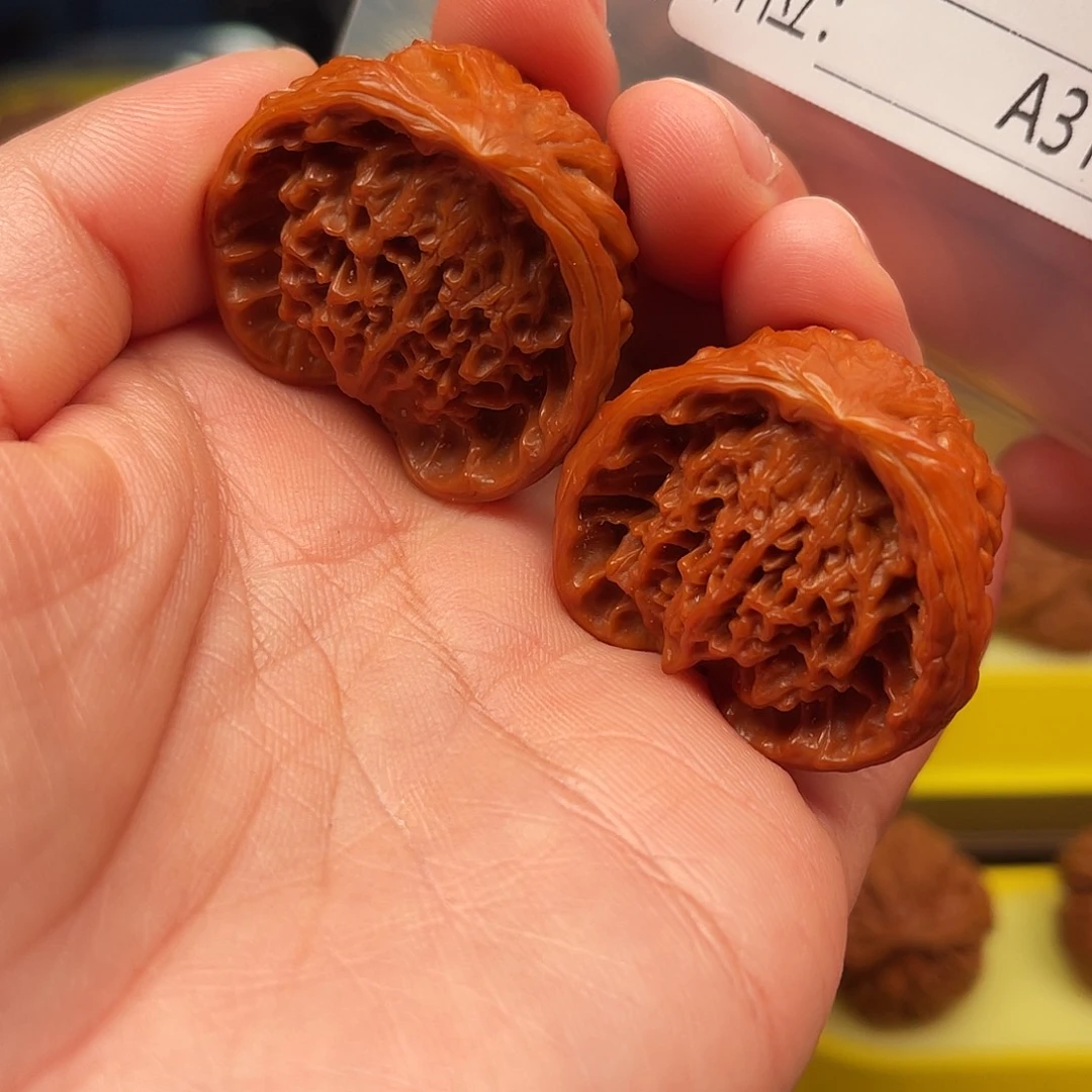 周***沫文玩核桃吊坠蛇头