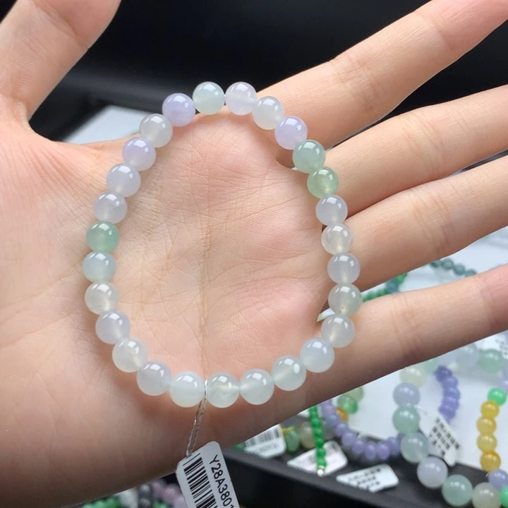 翡翠手镯未镶嵌翡翠