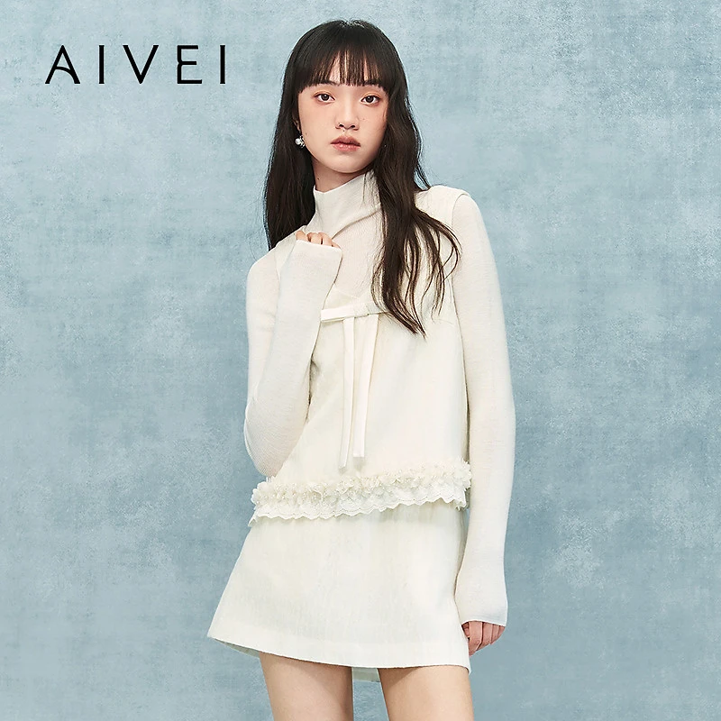 AIVEI欣贺艾薇2025冬季新小个子千金风甜美A版背心上衣XRV7S03A