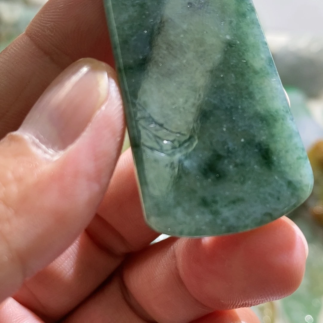 【闪购商品】翡翠颈饰未镶嵌111111111111