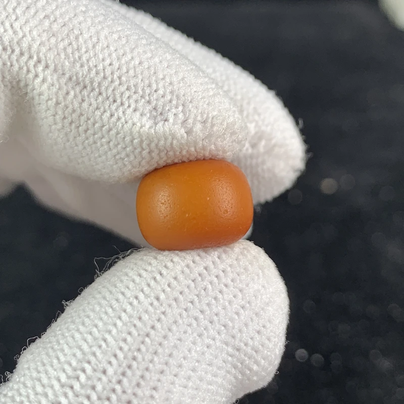 D1102保真原矿俄料尺寸12.4*9mm蜜蜡墩子老型单颗隔珠支持复检