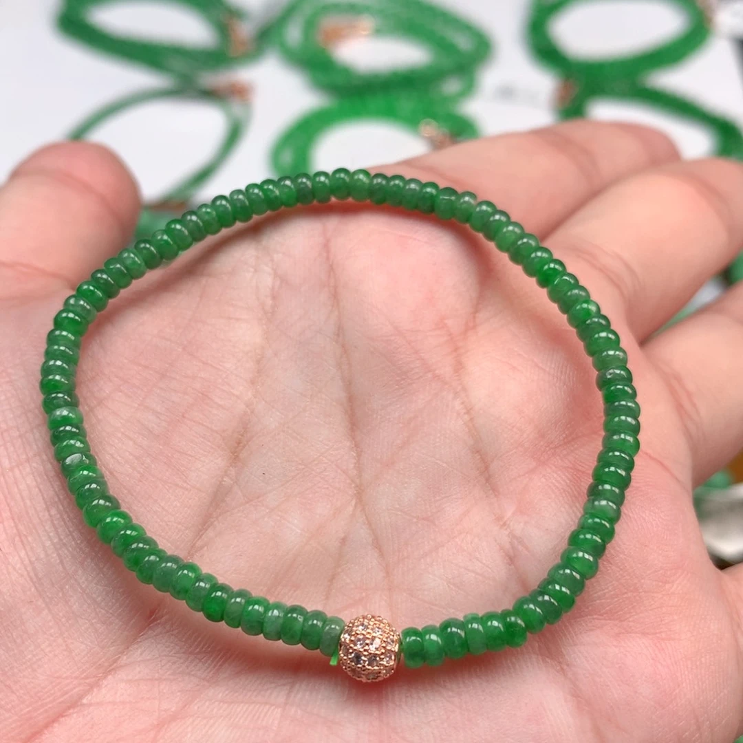 翡翠手链未镶嵌翡翠
